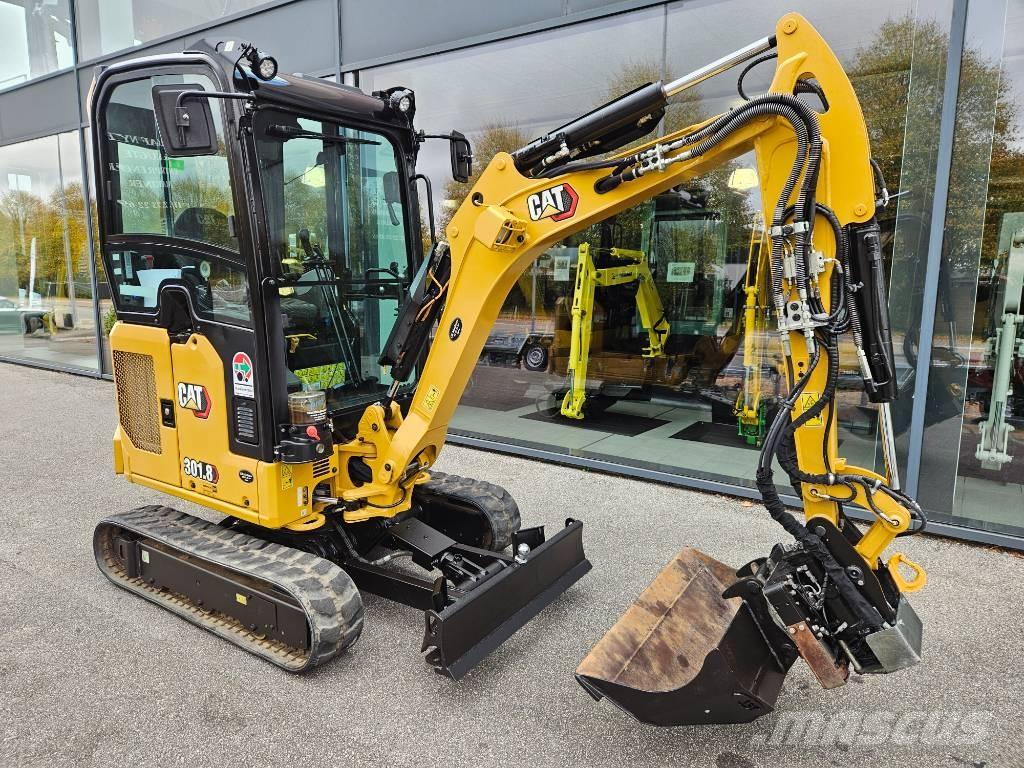 CAT 301.8 Miniescavadeiras