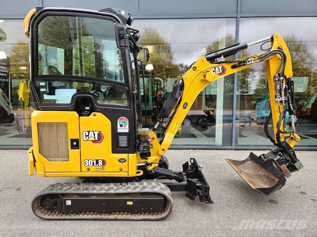 CAT 301.8 Miniescavadeiras