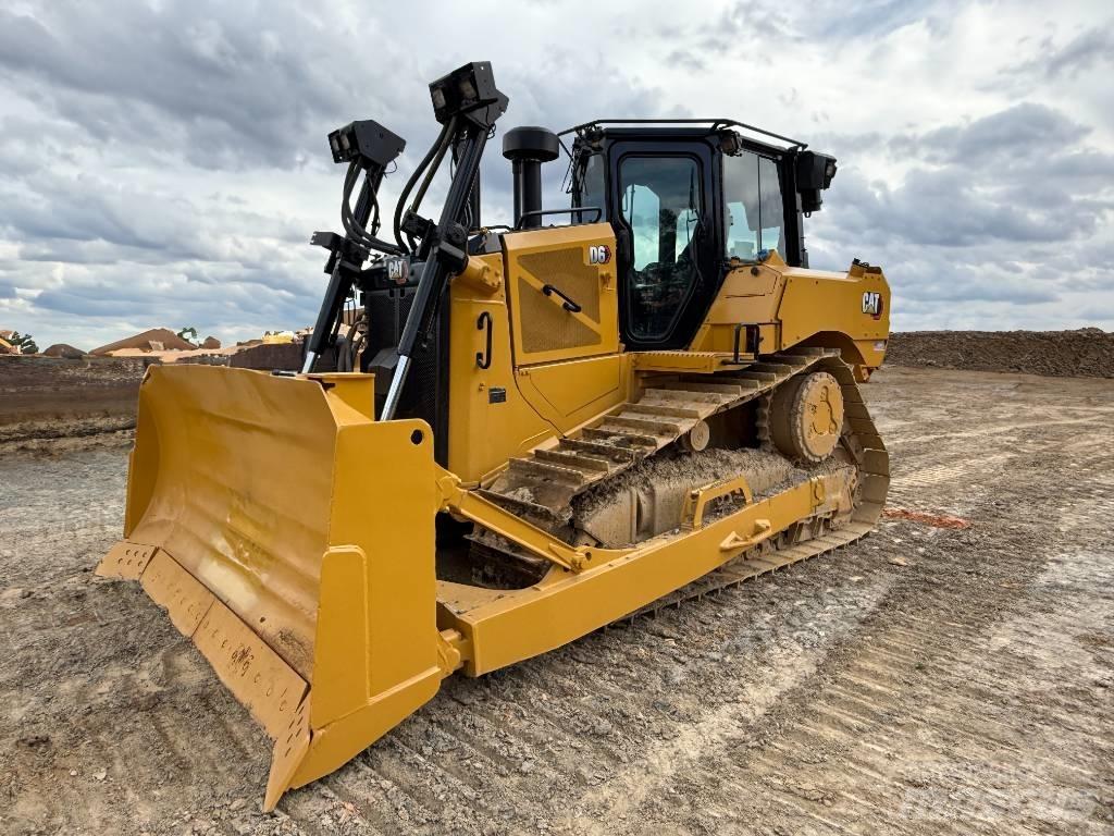 CAT D 6 Dozers - Tratores rastos