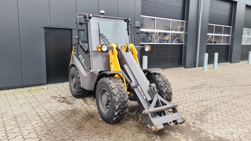 Mecalac AX 700 Carregadeiras de rodas