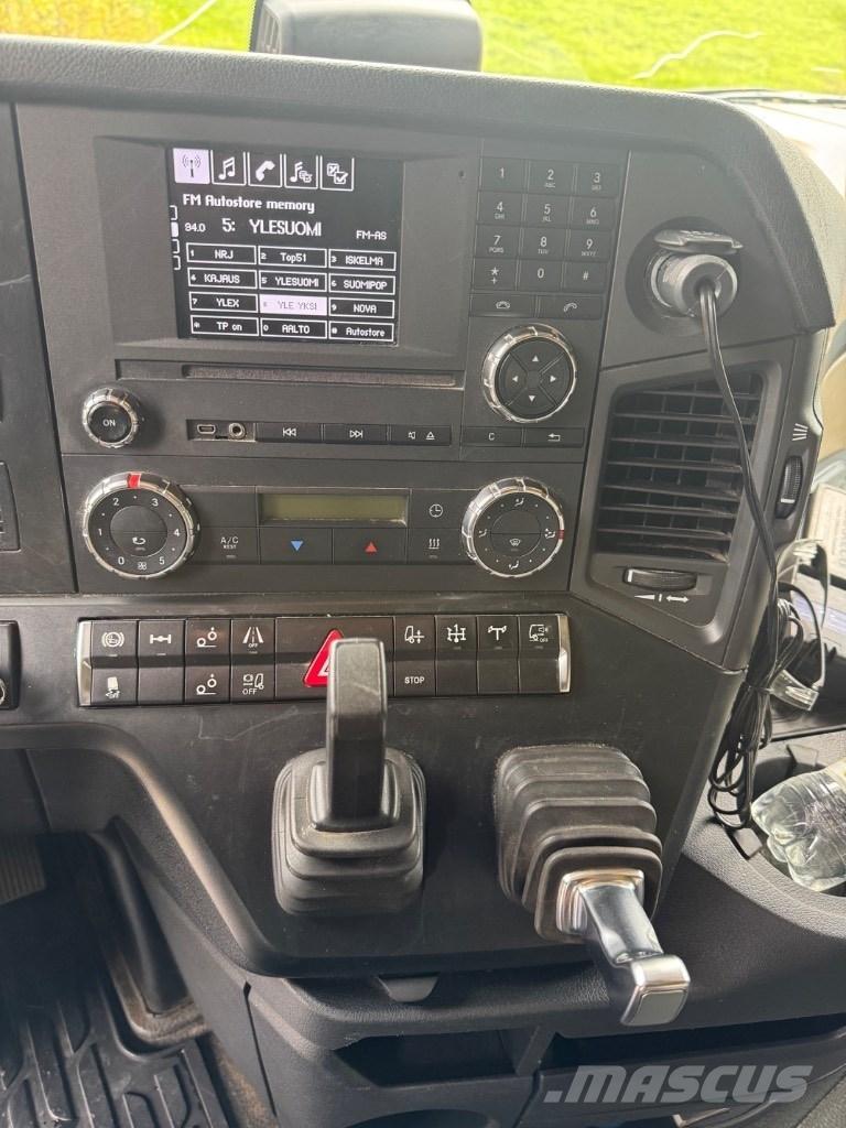 Mercedes-Benz 2653 L Camiões grua