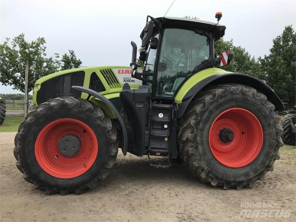 CLAAS Axion 950 Tratores Agrícolas usados