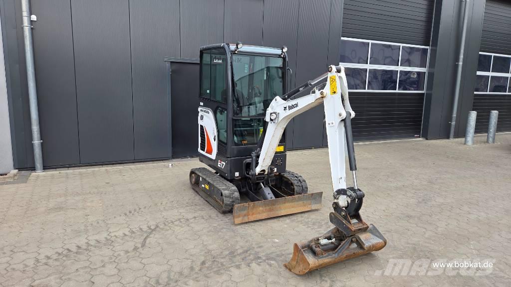 Bobcat E 17 Miniescavadeiras