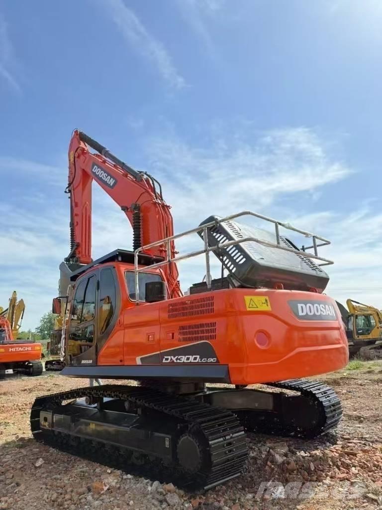 Doosan DX300LC-9C Escavadeiras de esteiras