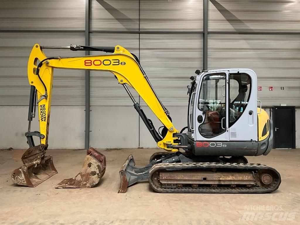Neuson 8003 Escavadoras Midi 7t - 12t