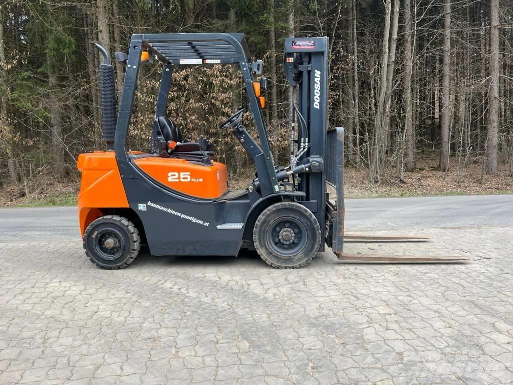 Doosan D 25 GP Empilhadores Diesel