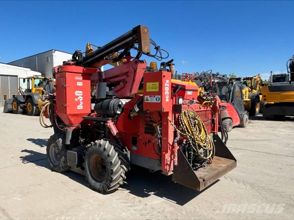 Sandvik DC 302 R Perfuradoras de superfície