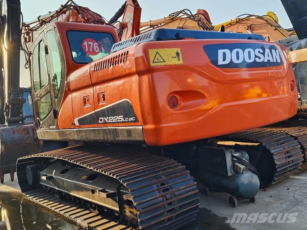Doosan DX 225 LC-9C Escavadeiras de esteiras