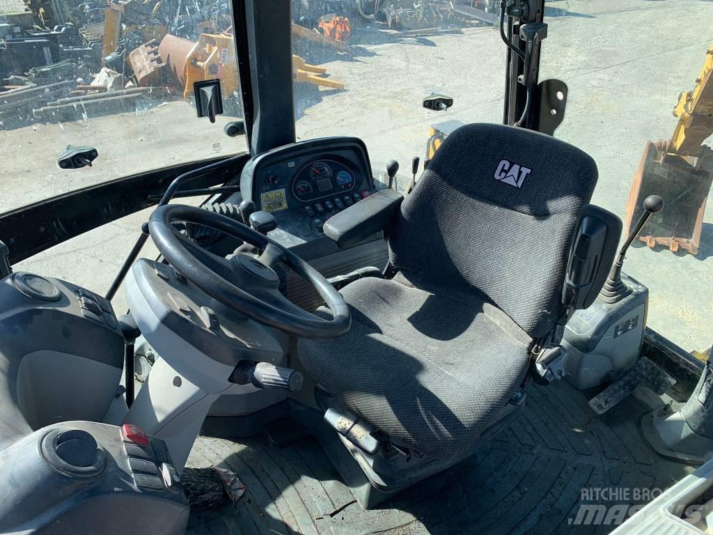 CAT 428 F Retroescavadeiras