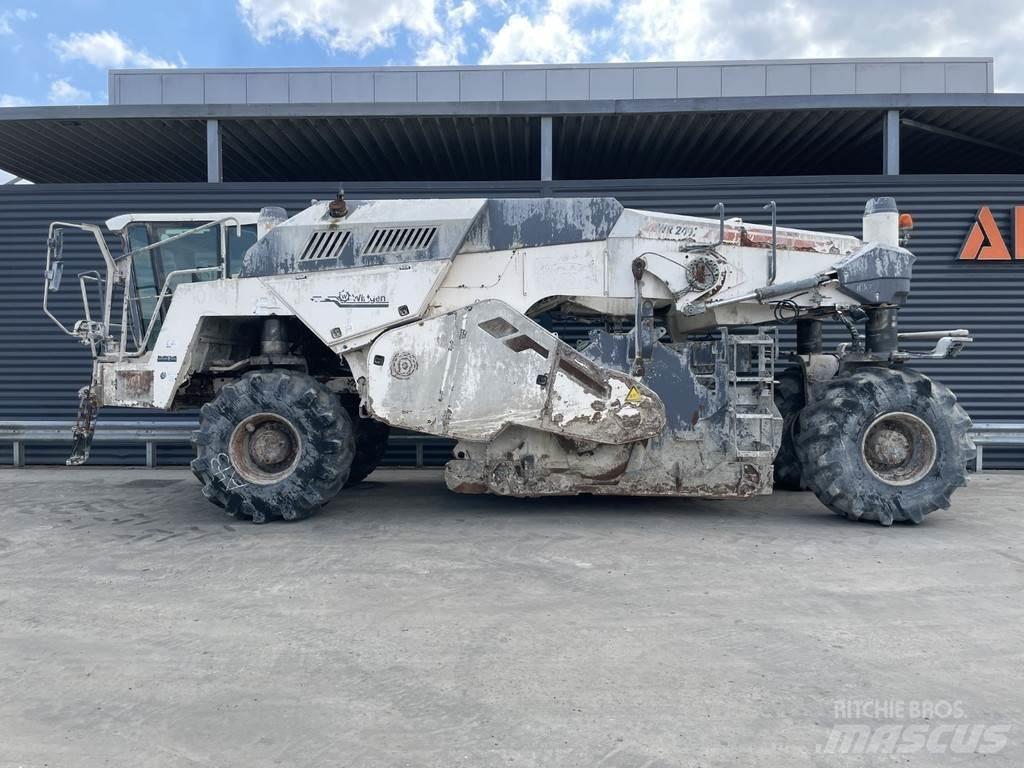 Wirtgen WR 240I Recicladores de asfalto