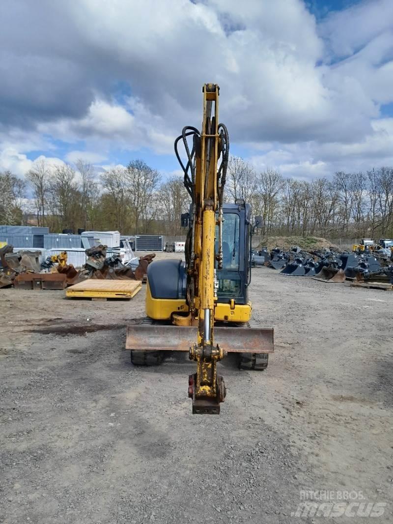 Komatsu PC55MR-3 Miniescavadeiras