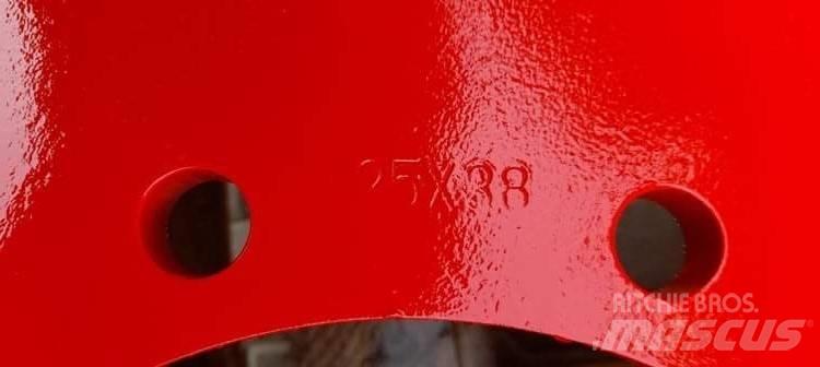 Fendt RIM 25x38 Pneus Agrícolas