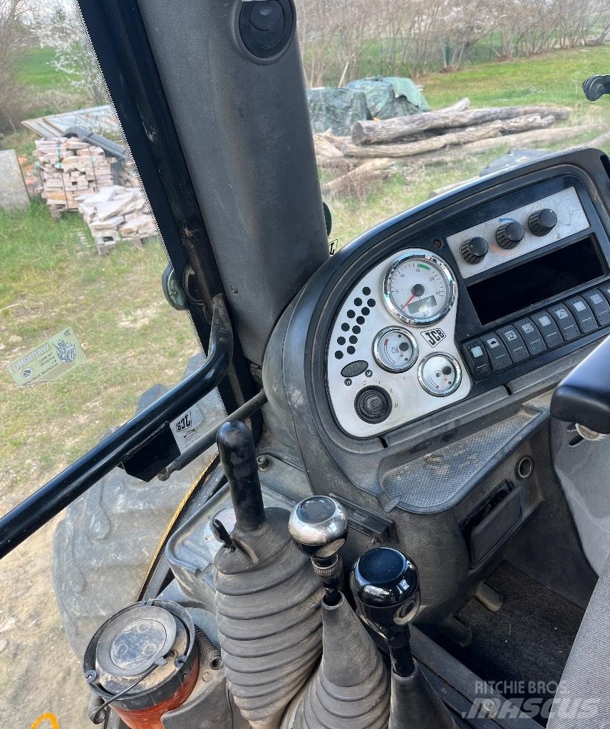 JCB 4 CX Retroescavadeiras