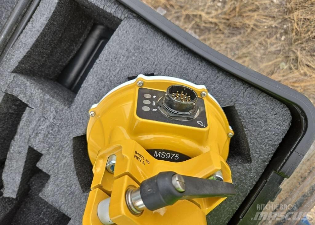 CAT 330 Escavadeiras de esteiras
