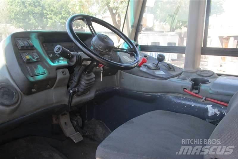 Bell B20D Camiões-cisterna