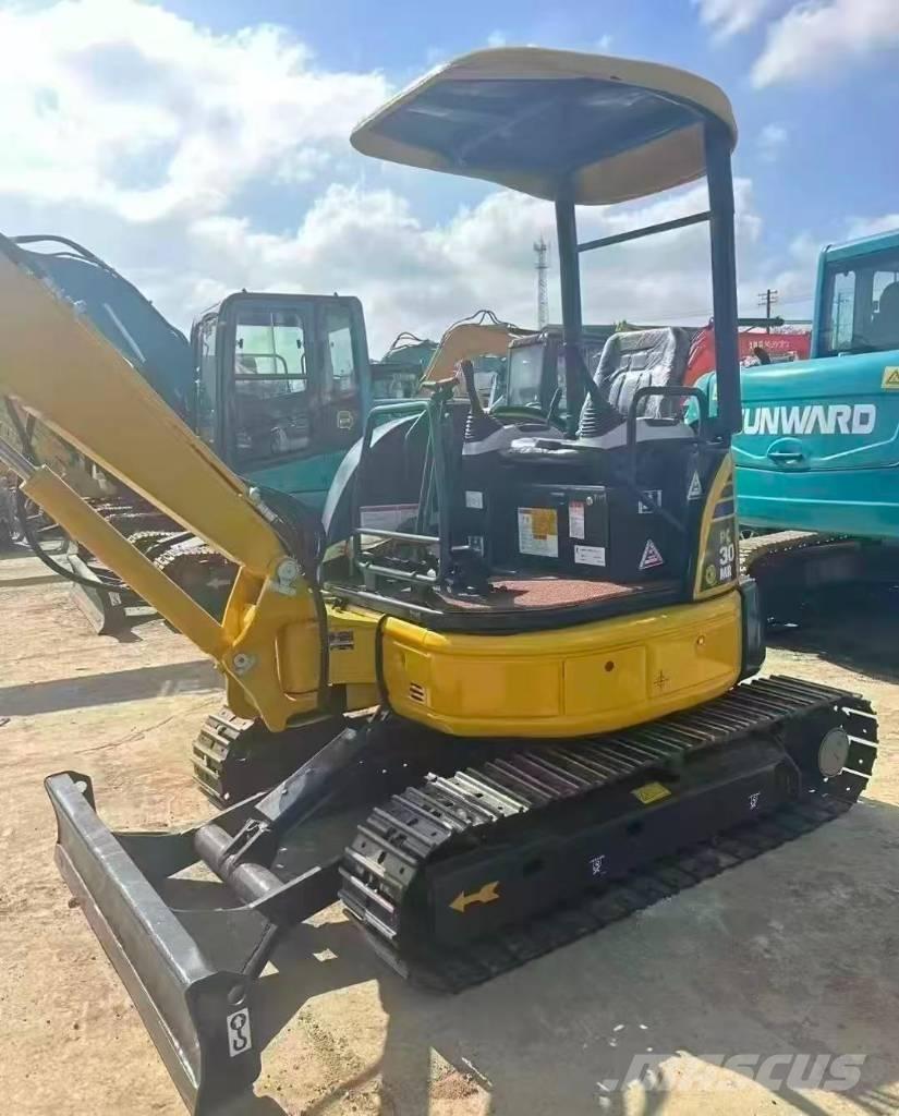 Komatsu PC 30 Miniescavadeiras