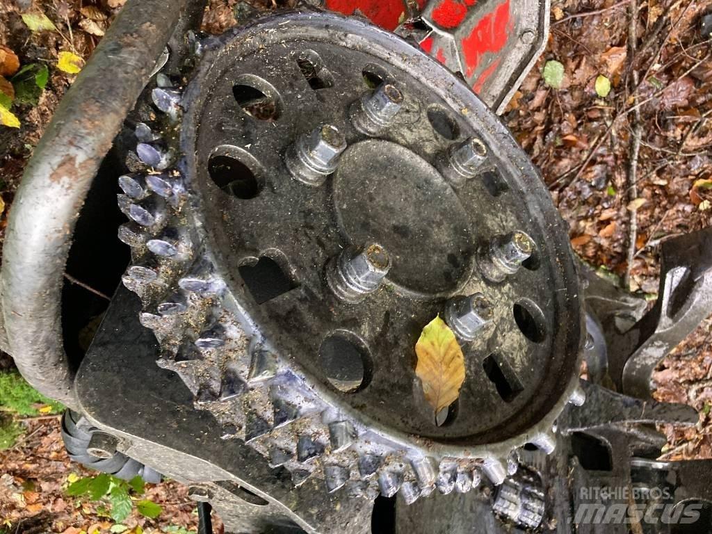 Komatsu 365.1 Cabeças de ceifeiras