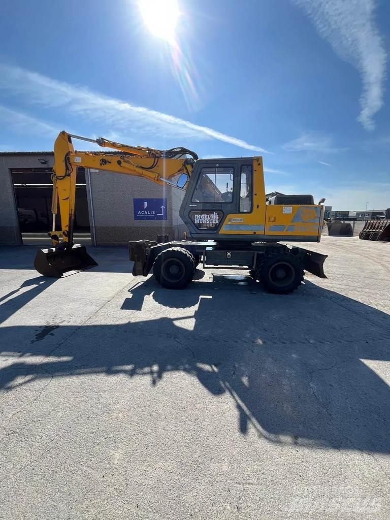 JCB JS130W Escavadoras de rodas