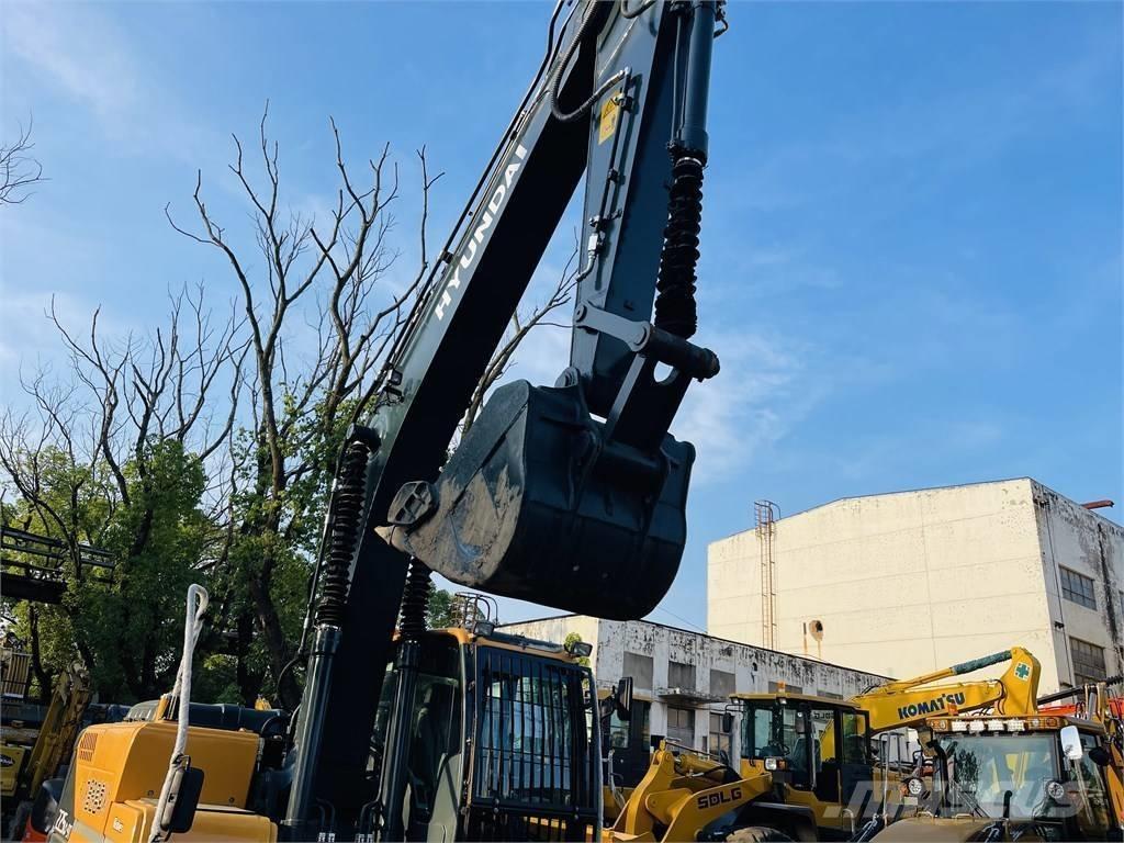 Hyundai 225LC 9T Escavadeiras de esteiras