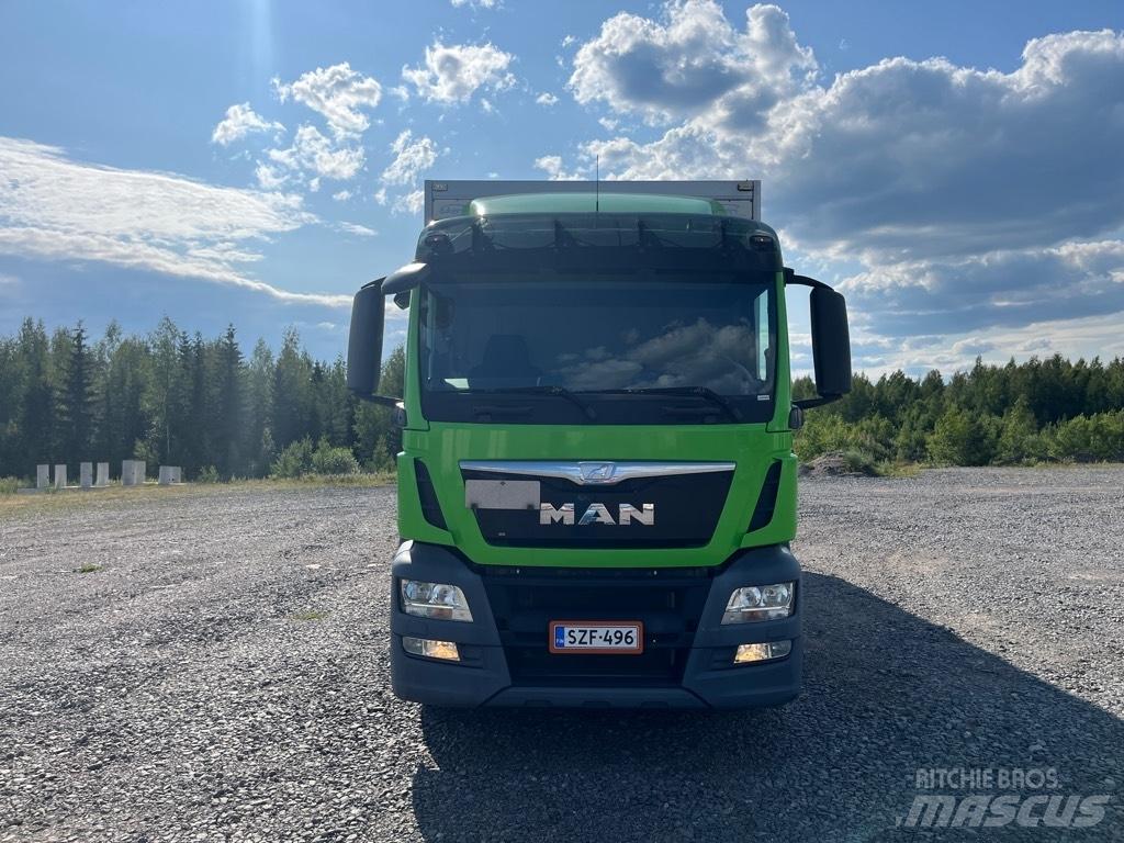 MAN TGS 26.360 Caminhões de caixa fechada