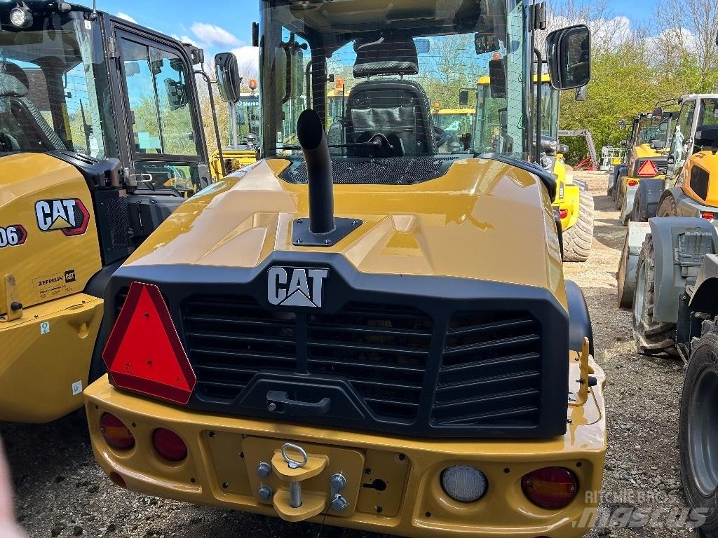CAT 906 Carregadeiras de rodas
