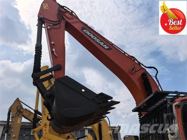 Doosan DX 225 LC Escavadeiras de esteiras