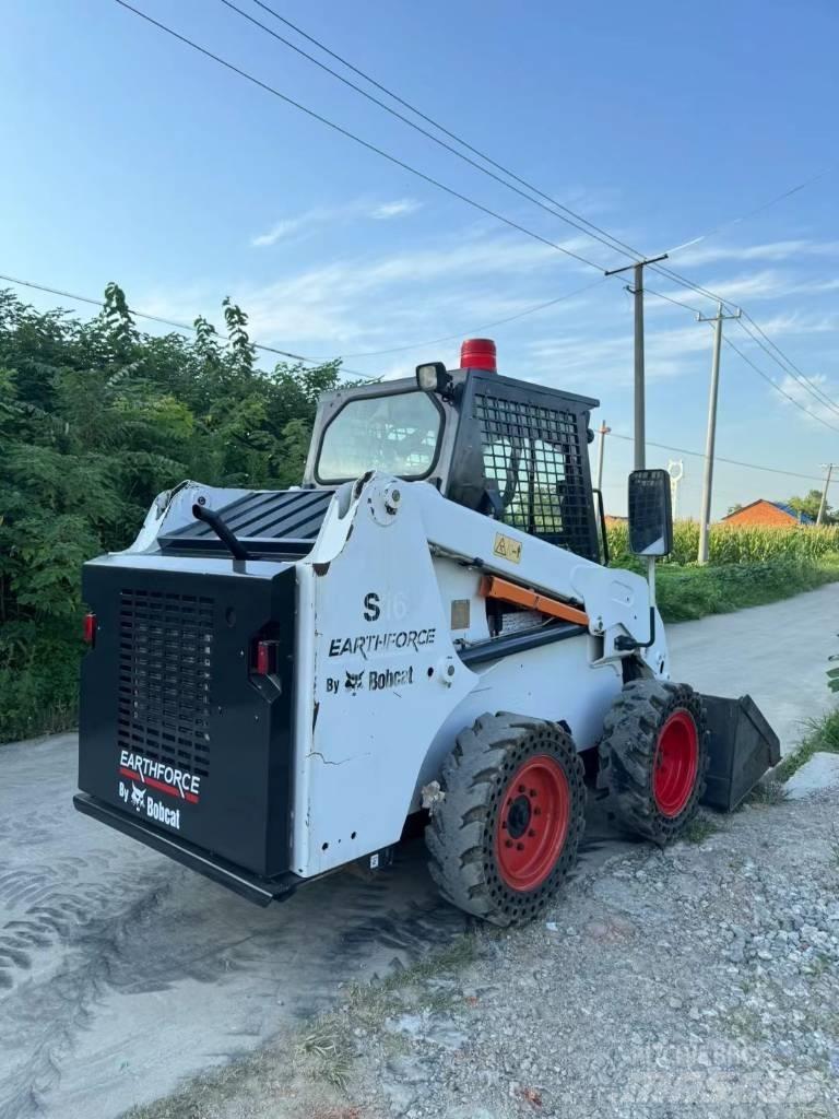 Bobcat S16 Minicarregadeiras