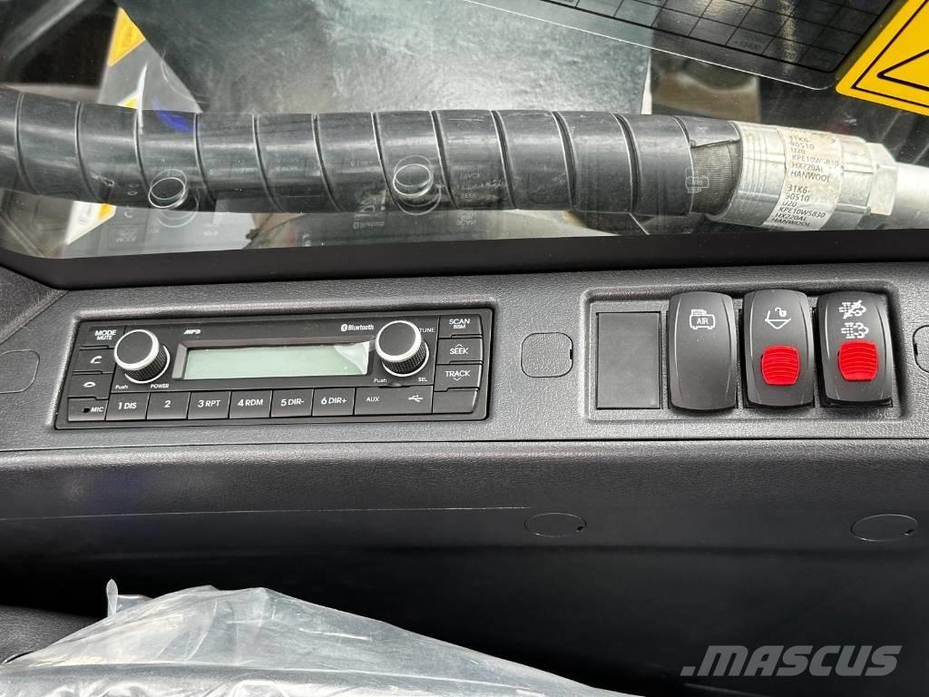 Hyundai HX 220 AL Escavadeiras de esteiras