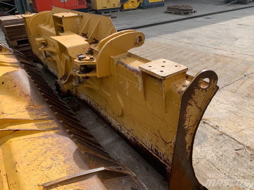 CAT D 6 N LGP Dozers - Tratores rastos