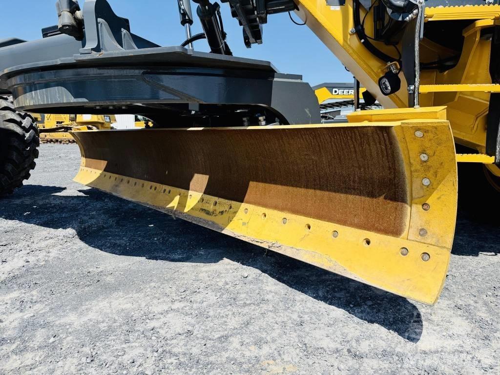 DEERE 672G Motoniveladoras