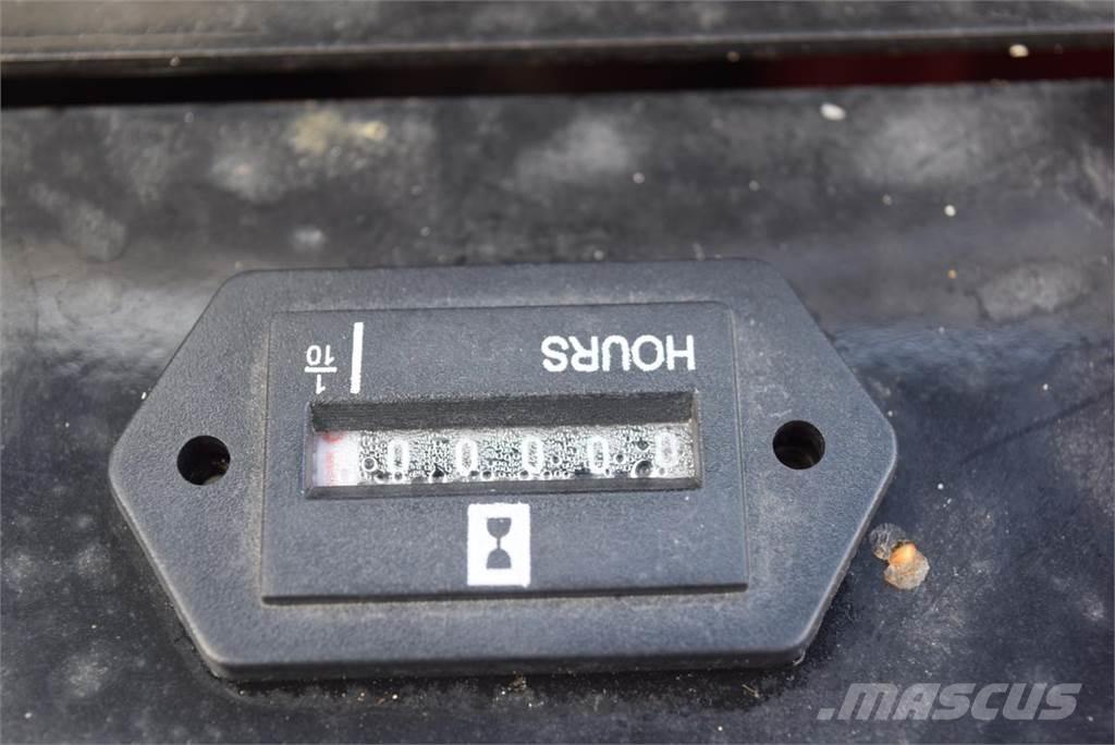 JPC HT12 Miniescavadeiras