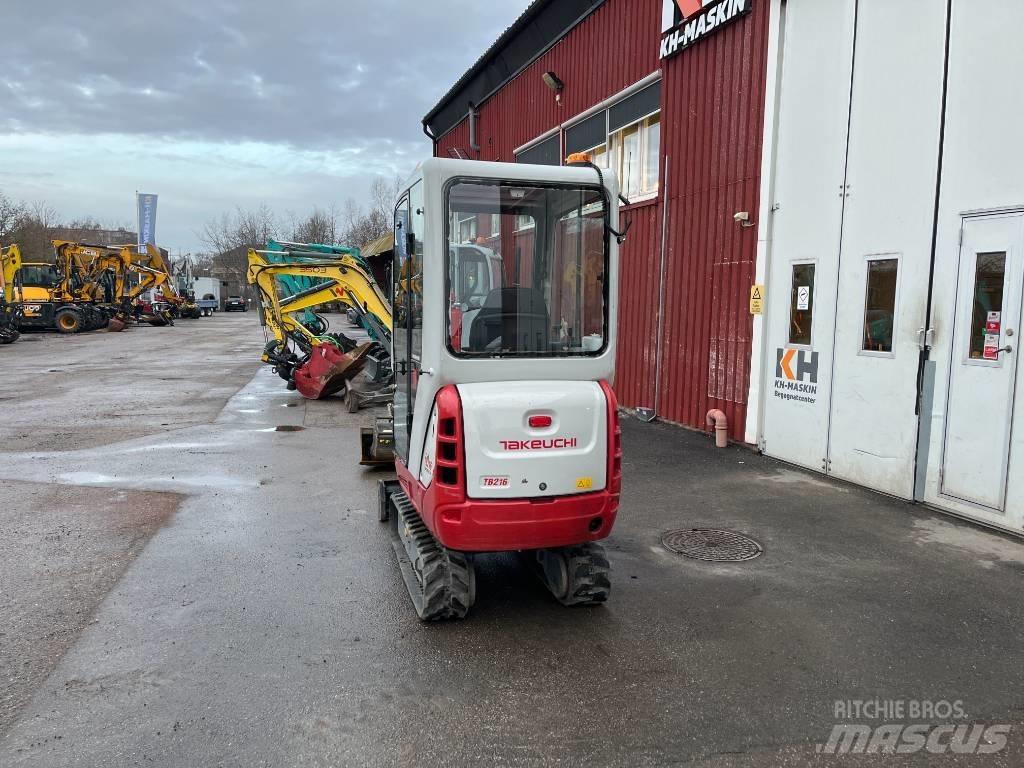Takeuchi TB 216 Miniescavadeiras
