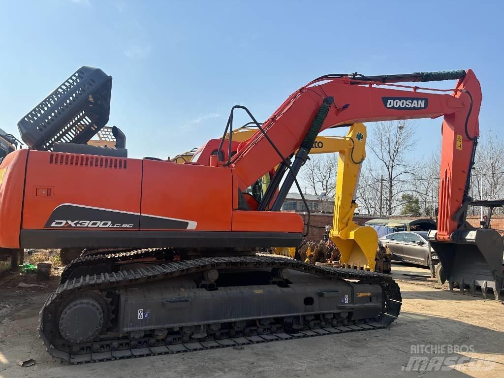 Doosan DX 300 Escavadeiras de esteiras