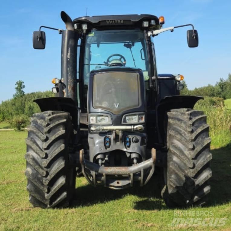 Valtra S 263 Tratores Agrícolas usados
