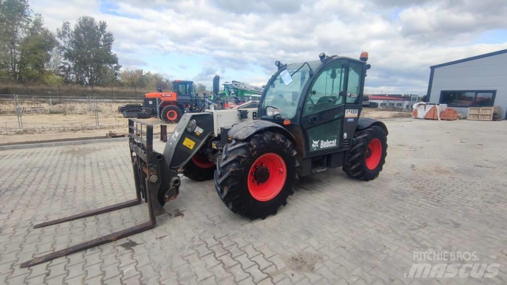 Bobcat TL 35.70 Manipulador telescópico