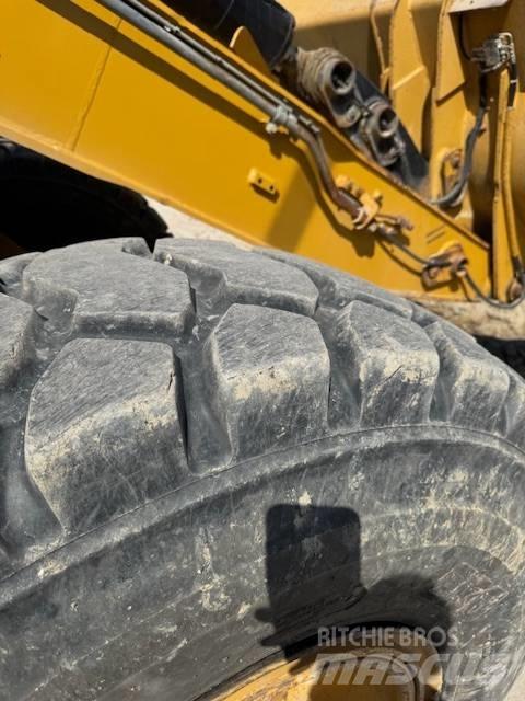 CAT 930 H Carregadeiras de rodas