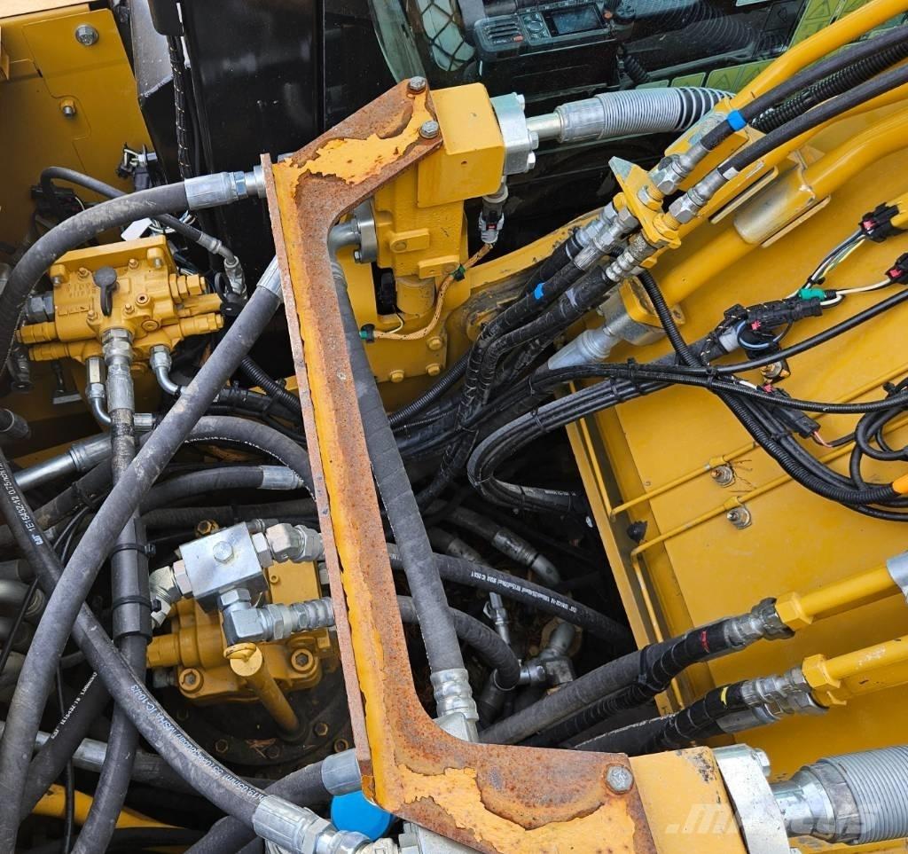 CAT 320 Escavadeiras de esteiras