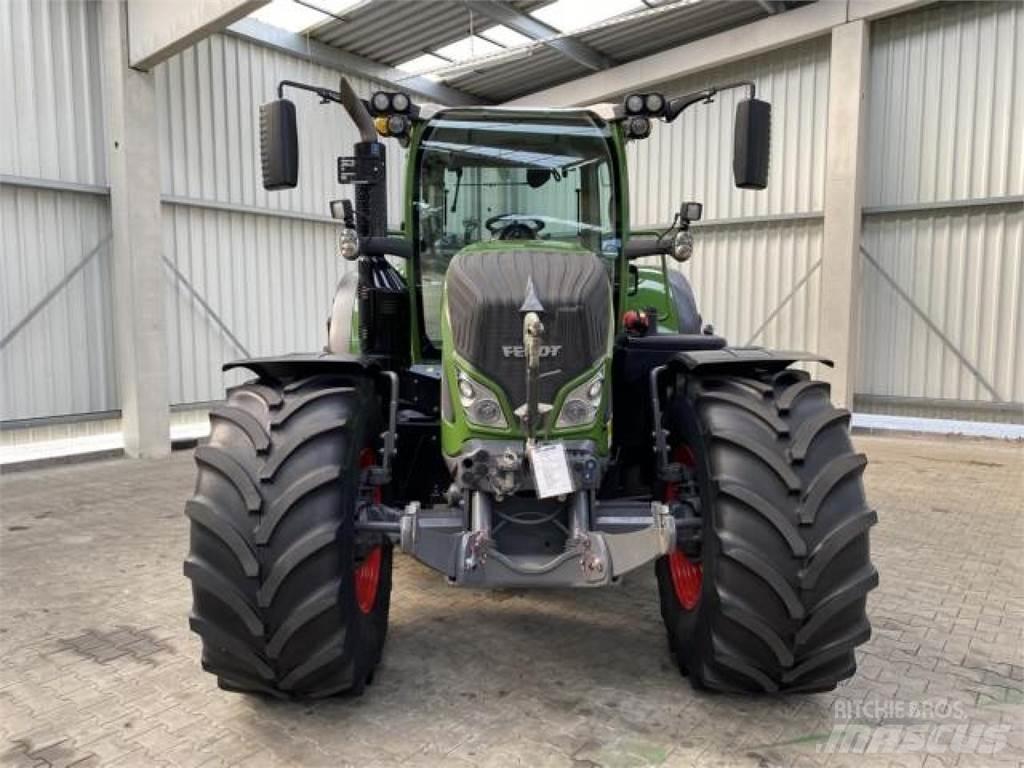 Fendt 724 Vario S4 Tratores Agrícolas usados