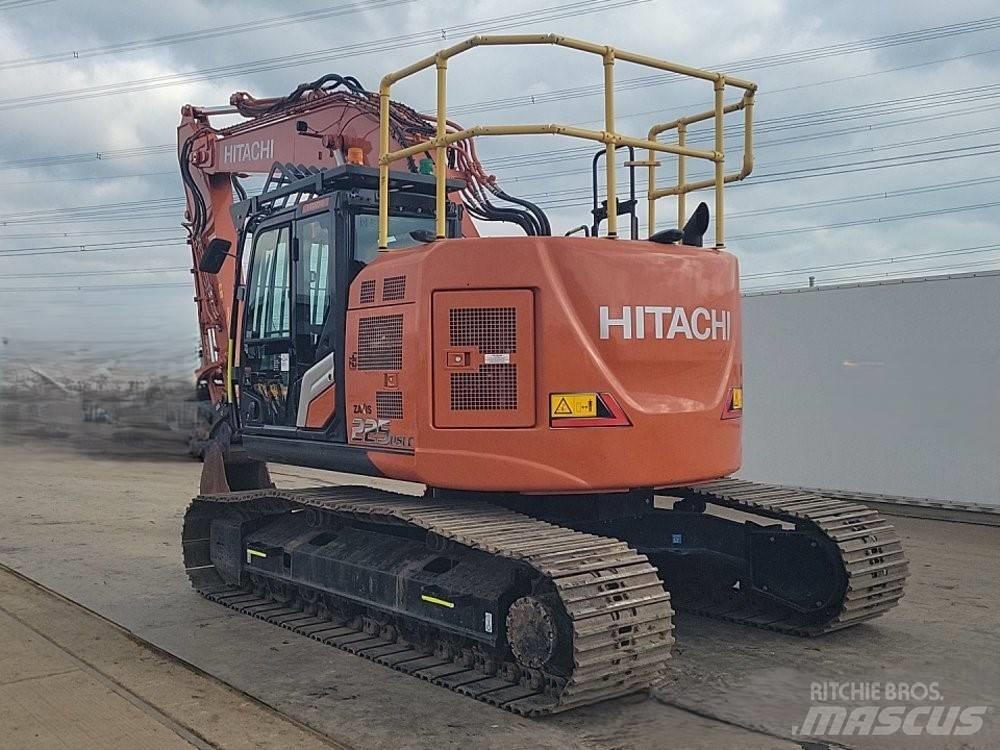 Hitachi ZX225USLC-7 Escavadeiras de esteiras