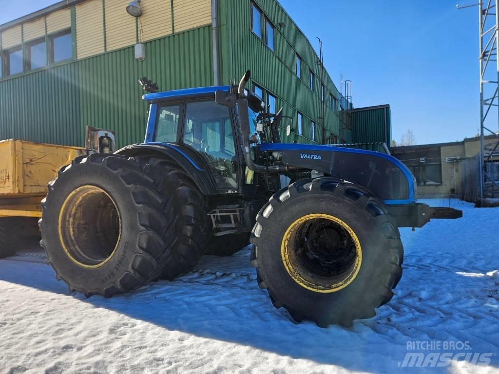 Valtra T171 Tratores Agrícolas usados
