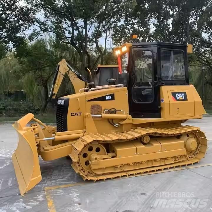 CAT D 5 K Dozers - Tratores rastos