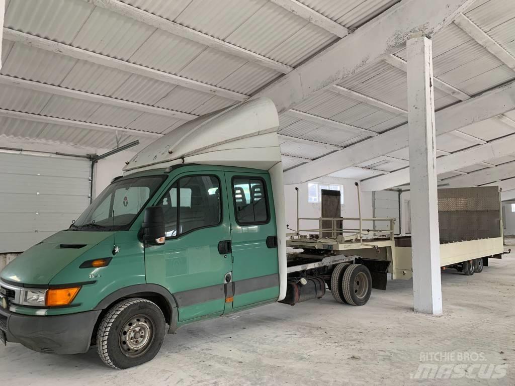 Iveco 3551 Carrinhas de caixa fechada