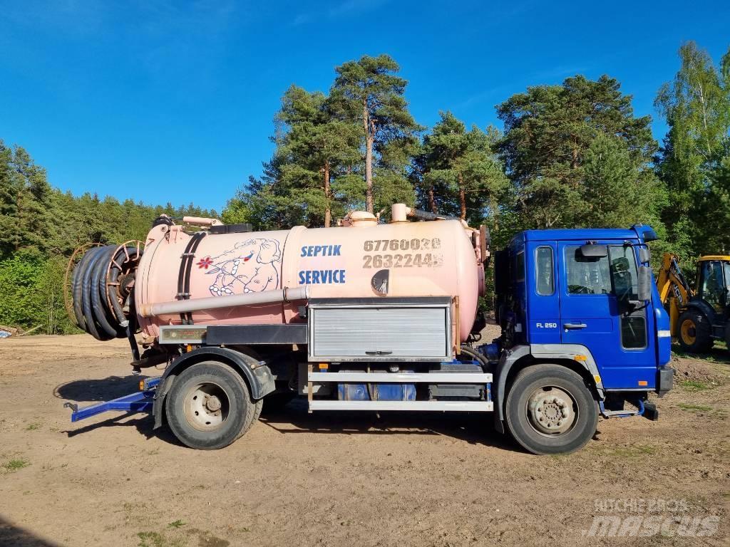 Volvo FL615 Máquinas utilitárias