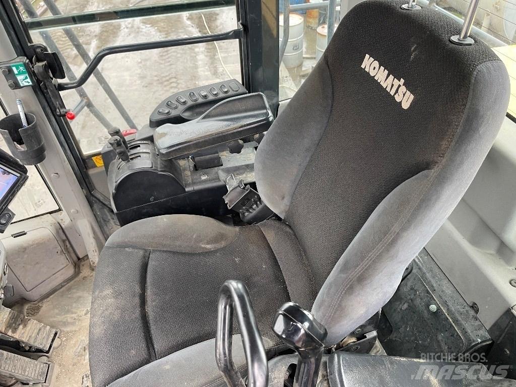 Komatsu WA500-8 Carregadeiras de rodas