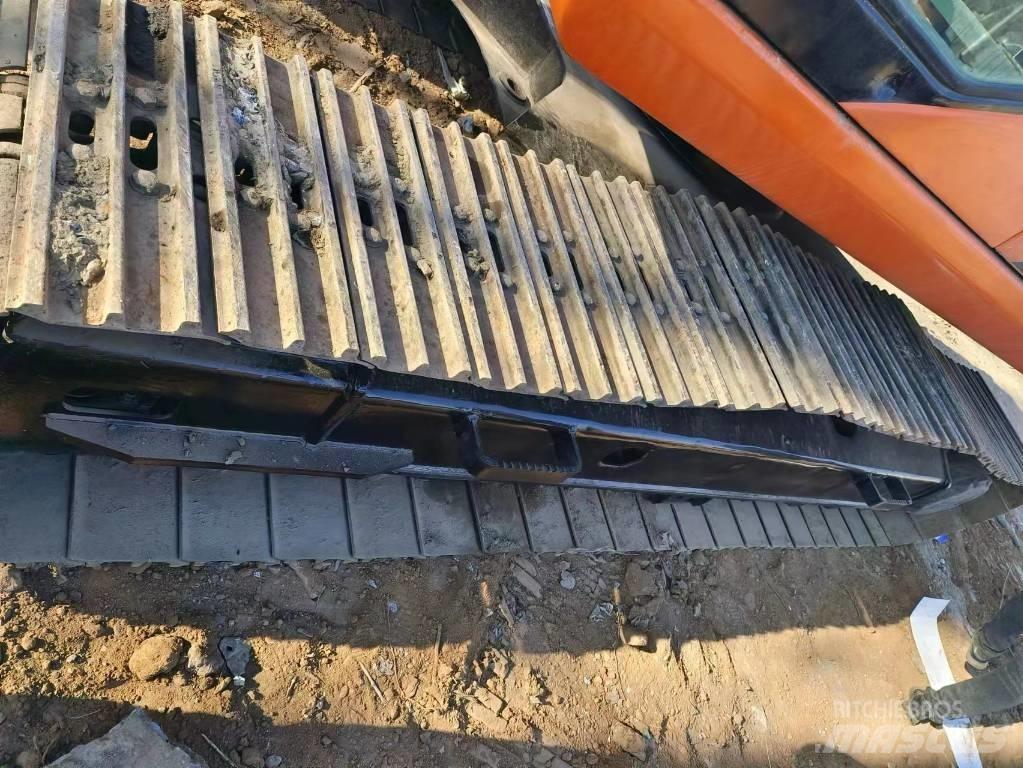 Doosan DH225LC-7 Escavadeiras de esteiras