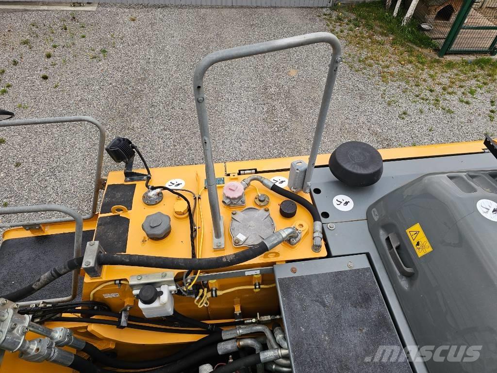 Liebherr R 922 Escavadeiras de esteiras