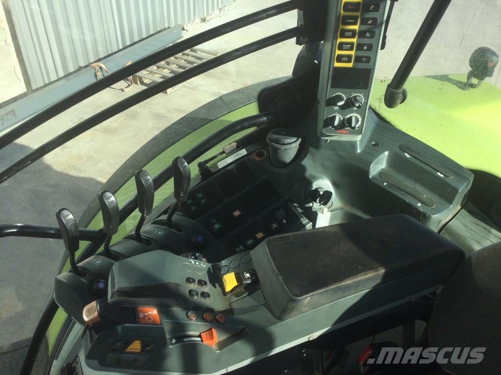 CLAAS ARION 620 Tratores Agrícolas usados