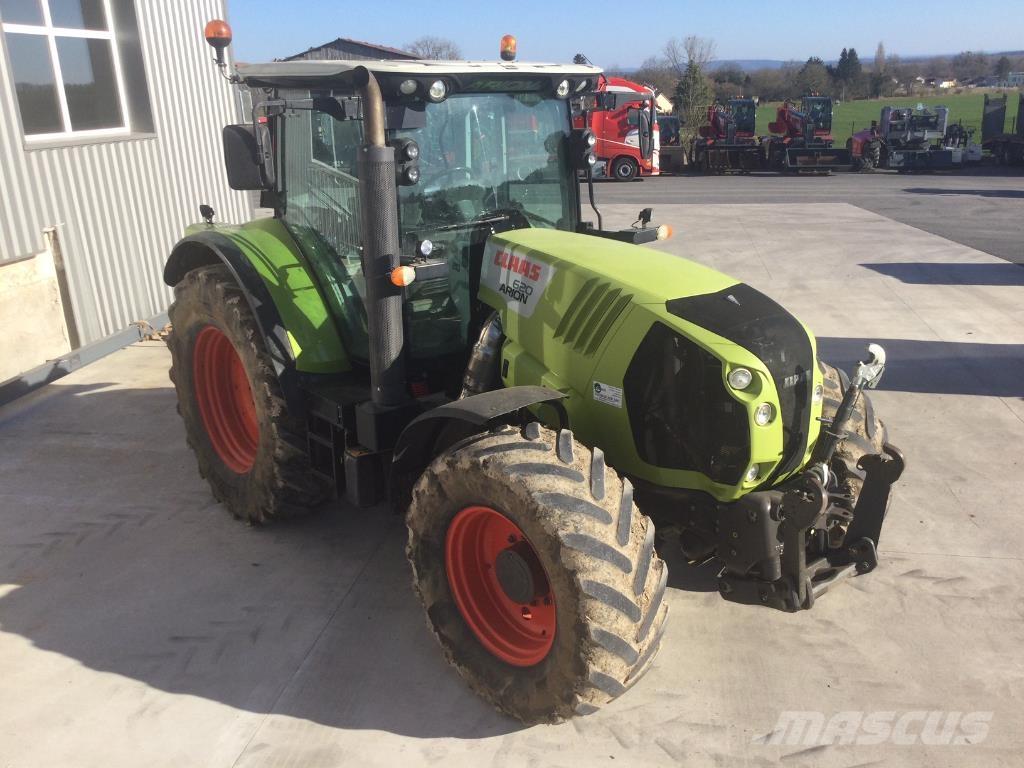 CLAAS ARION 620 Tratores Agrícolas usados