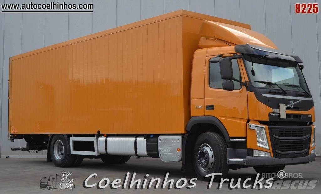 Volvo FM 330 Caminhões de caixa fechada
