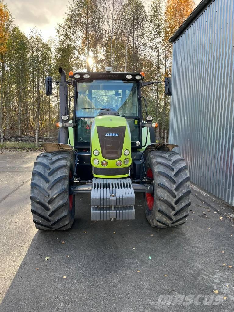 CLAAS Arion 640 CIS Tratores Agrícolas usados